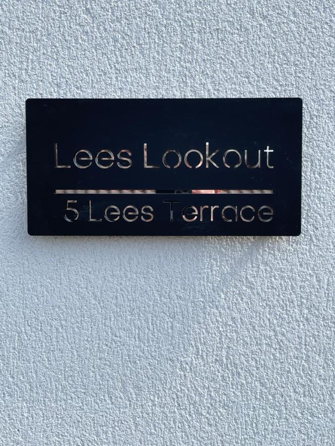 Lees Lookout Holt ,2 Bedroom Luxury Apartment With Private Parking Dış mekan fotoğraf