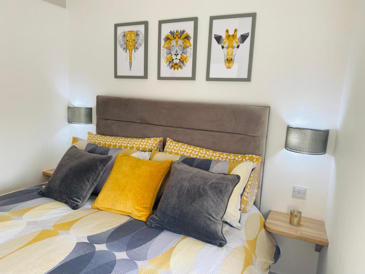 Lees Lookout Holt ,2 Bedroom Luxury Apartment With Private Parking Dış mekan fotoğraf