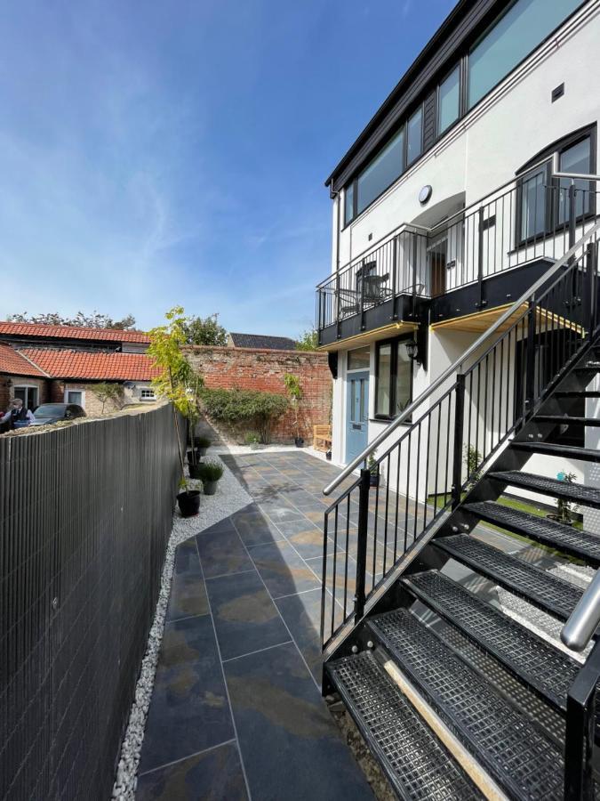 Lees Lookout Holt ,2 Bedroom Luxury Apartment With Private Parking Dış mekan fotoğraf