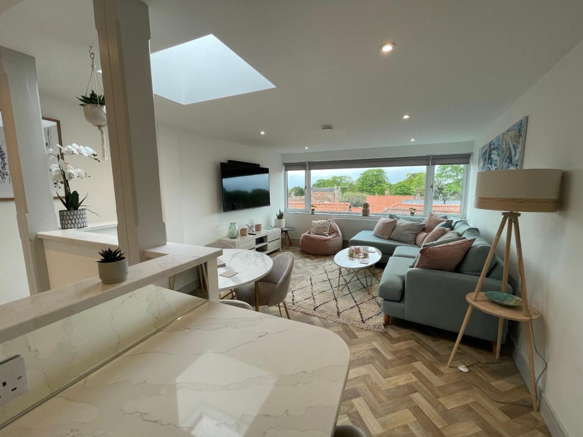 Lees Lookout Holt ,2 Bedroom Luxury Apartment With Private Parking Dış mekan fotoğraf