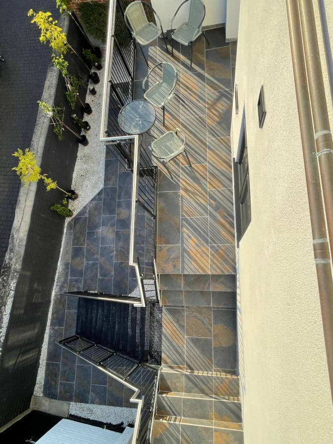 Lees Lookout Holt ,2 Bedroom Luxury Apartment With Private Parking Dış mekan fotoğraf
