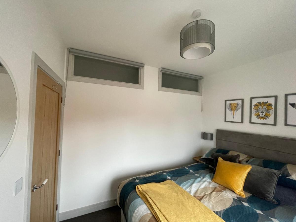 Lees Lookout Holt ,2 Bedroom Luxury Apartment With Private Parking Dış mekan fotoğraf